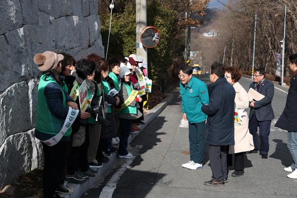 설명절 대비 공원묘원 플라스틱조화 근절 캠페인5