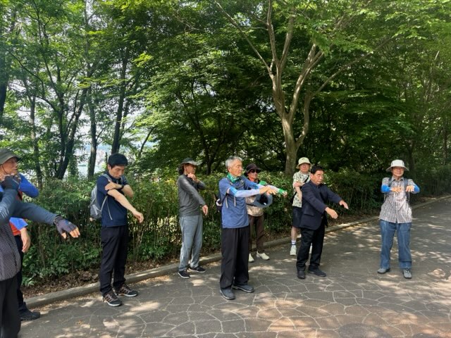 숲에오면 몸풀기 체조 먼저