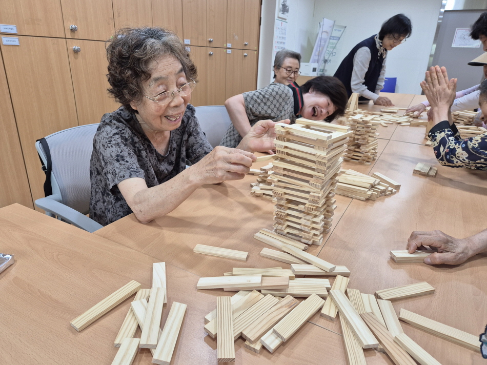 카프라 블럭쌓기 무너져도 너무 행복해