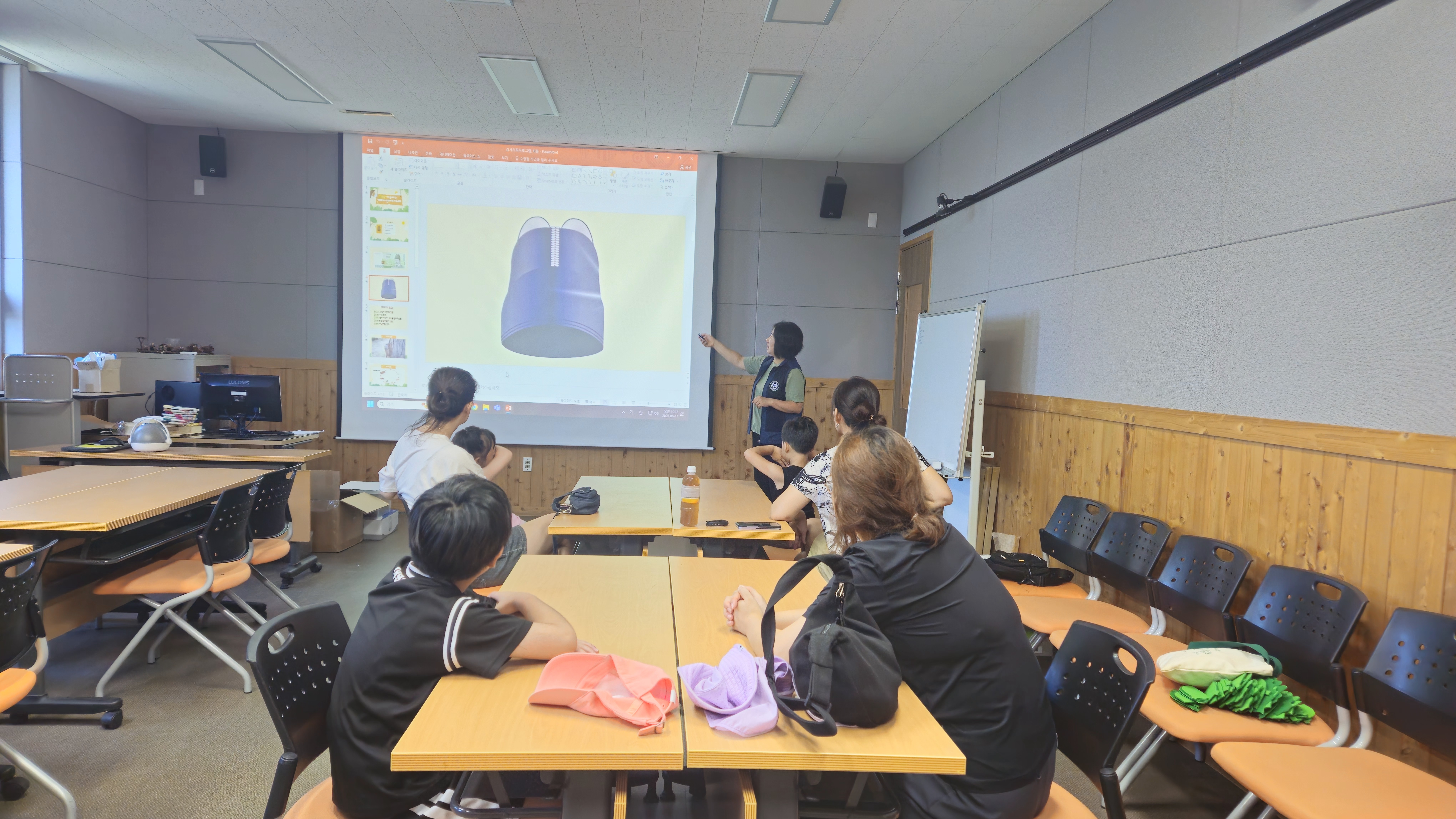 익선관에서 매미를 찾아라 