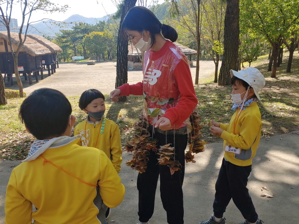 선생님 옷 꾸며보자~