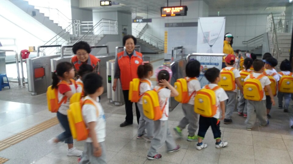 노인활동지원사업